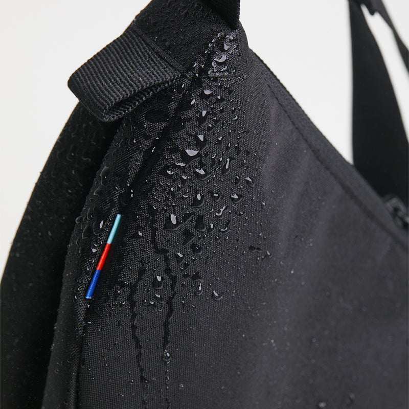 MOON BAG SMALL BLACK