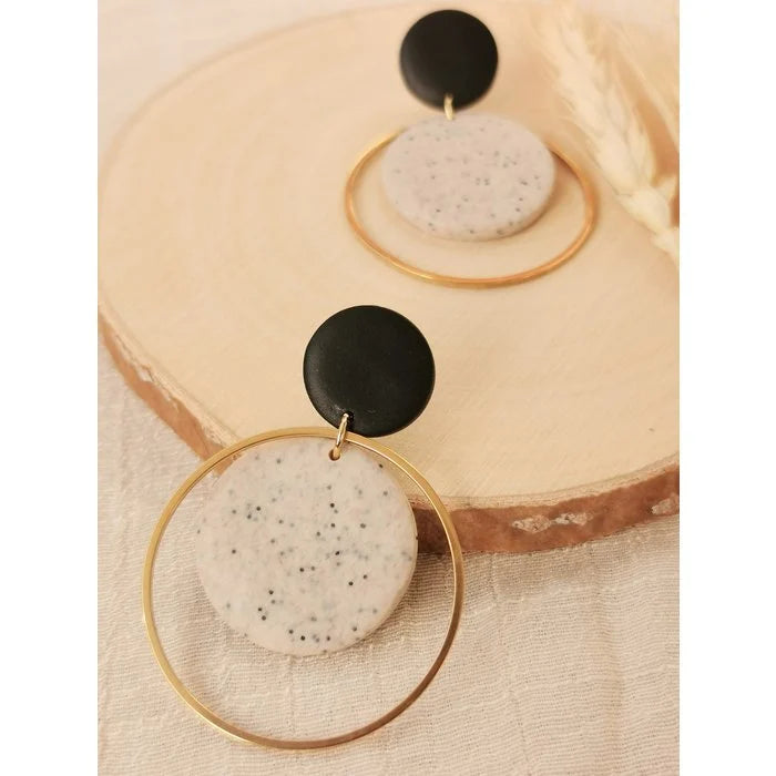 Ohrringe mit Edelstahl Element (schwarz)