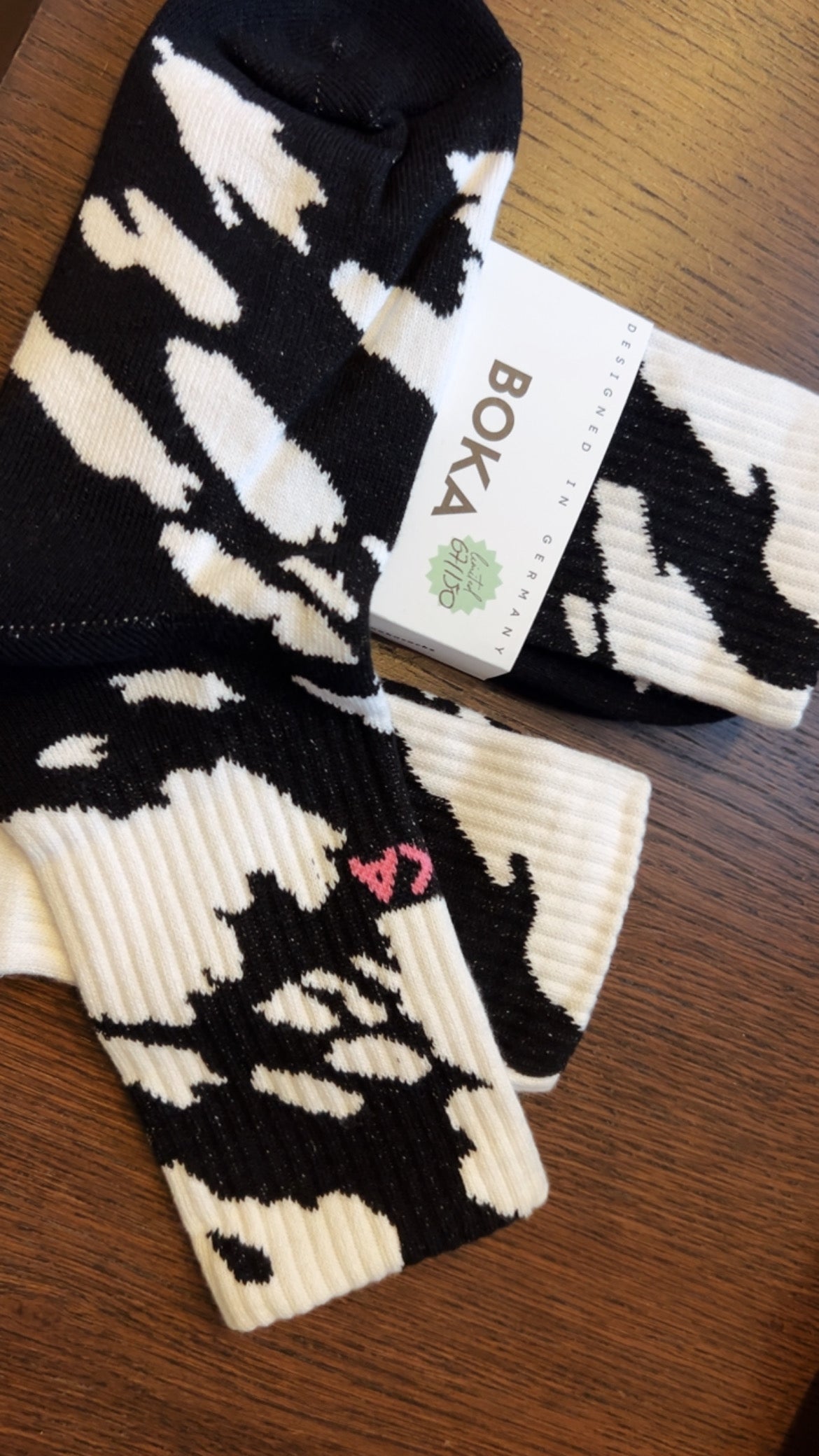 Grafische Tennissocken "Flecki schwarz"