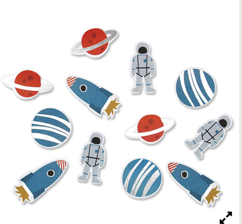 Table Confetti Space