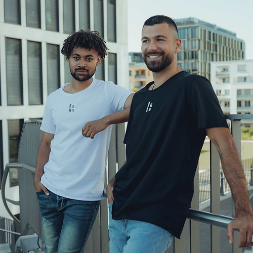 Herren T-SHIRT "EE FACILE"