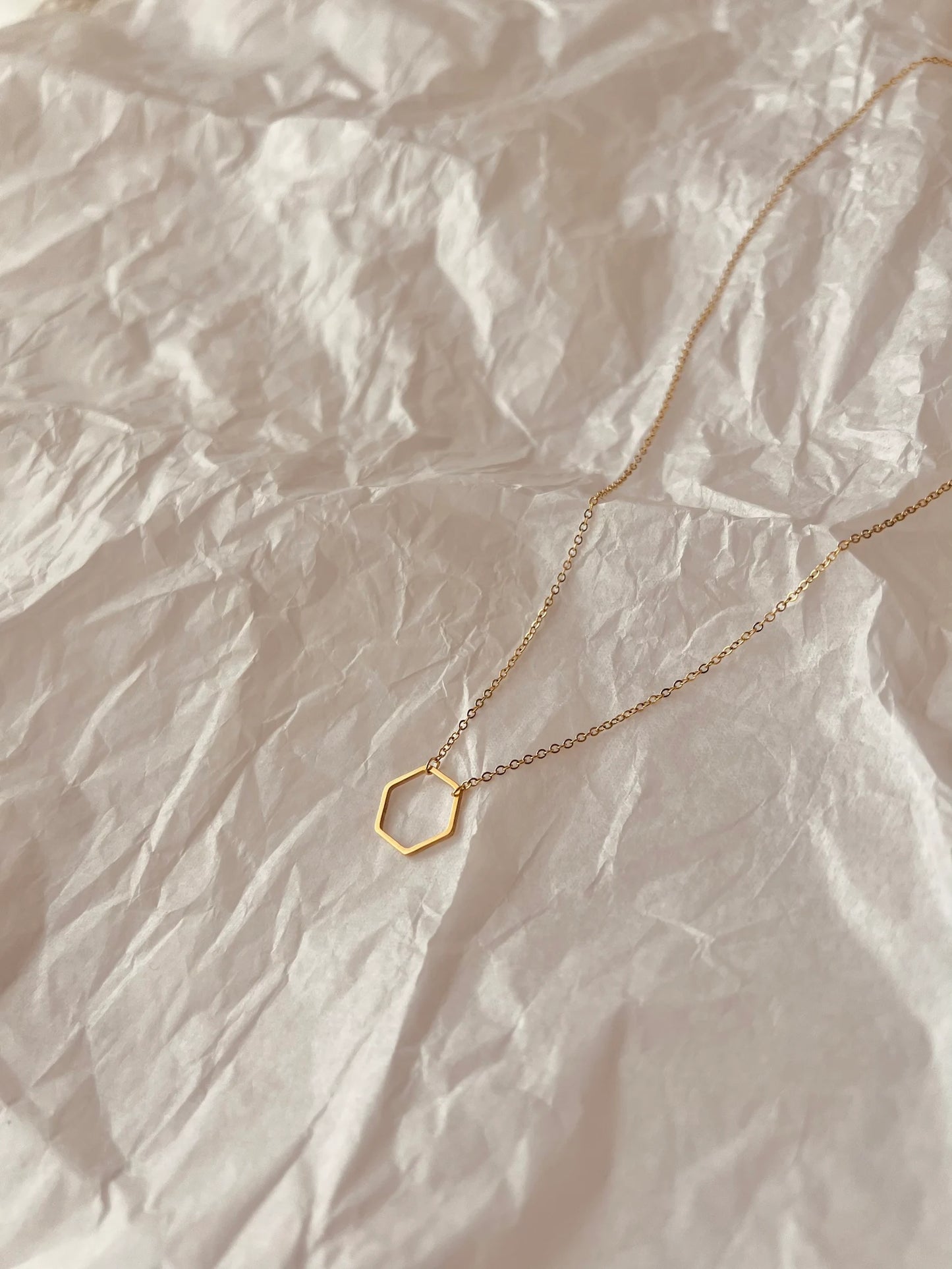 Zierlich und Boho Gold Sechseck Halskette