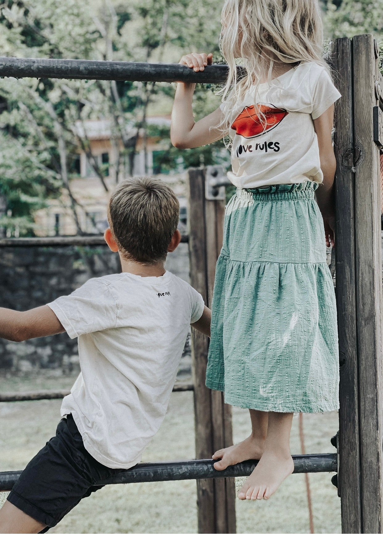 LOVE RULES KIDS MUND
