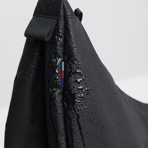MOON BAG LARGE - black