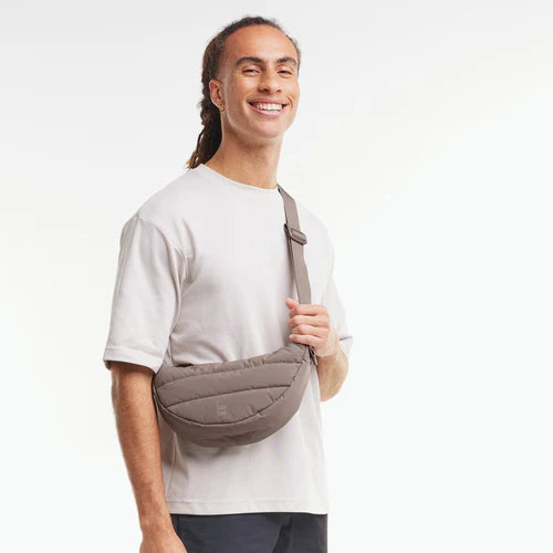 PUFFER MOON BAG SMALL oyster monochrome