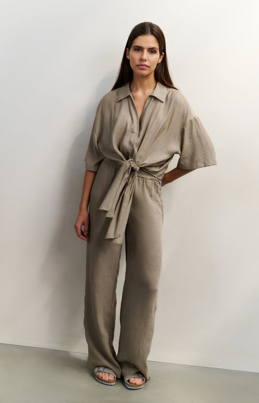 Gewebte Hose mit weitem Bein und elastischem Bund